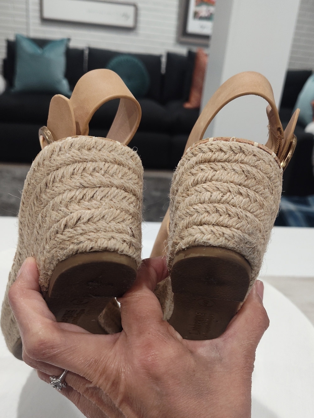 Catherine Malandrino Cirkly Wedges In Size 8 - Picture 8 of 11
